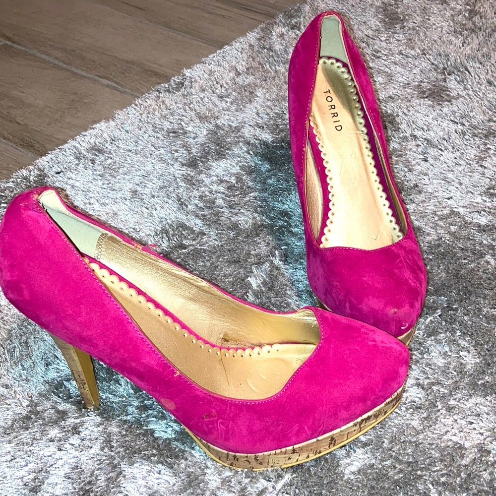Torrid pink swayed heels size 10